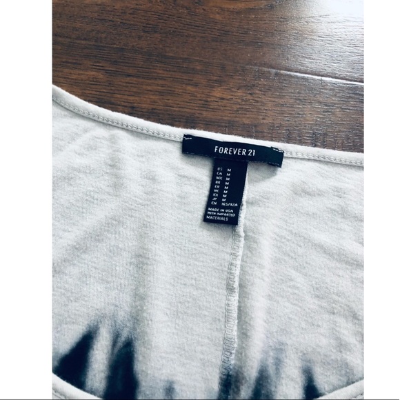 Forever 21 Very unique flattering shirt!! - Picture 3 of 4